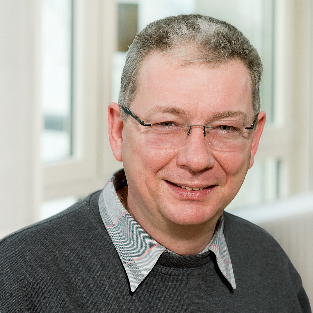 Dr. rer. nat. et Ing. habil. Gerd-Rüdiger Jaenisch Dr. rer. nat. et Ing. habil. Gerd-Rüdiger Jaenisch