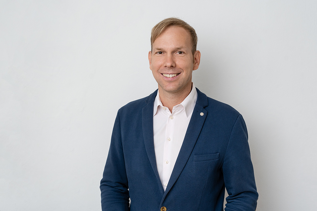 Alumnus Falk Lüddecke Falk Lüddecke