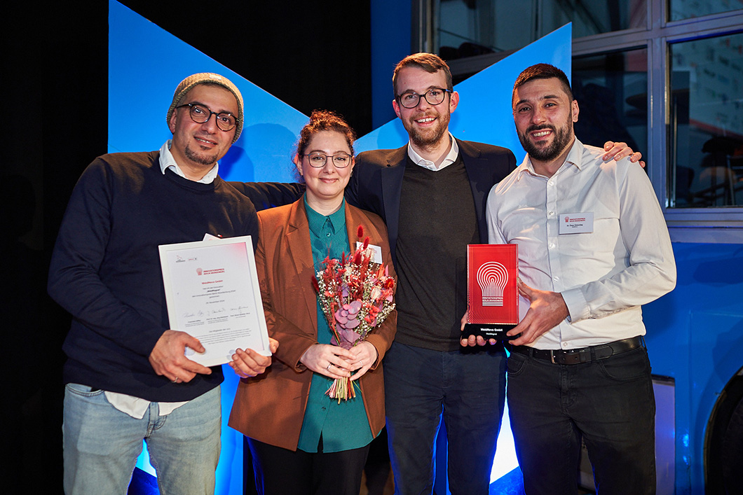Das Team von WeldNova bei der Preisverleihung