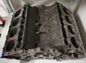 TT-Guss - NDT using laser thermography of cast products The photo shows a metal cylinder crankcase