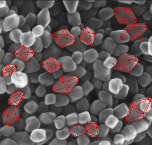 Von der BAM sichtbar gemacht: Titandioxid-Nanopartikel in Hochleistungssolarzellen mit bi-pyramidaler Form 