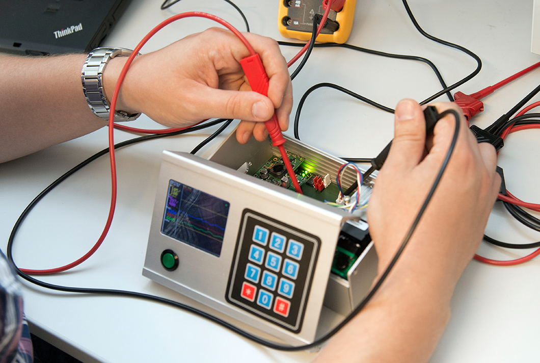 Entwicklung eines Steuermoduls für Multigassensorik (Projekt KonSens) Entwicklung eines Steuermoduls für Multigassensorik