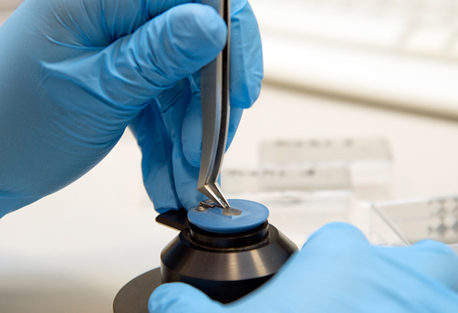 Laboranalyse von nanoskaligen Matrixadditiven f&uuml;r den Faserverbundleichtbau 