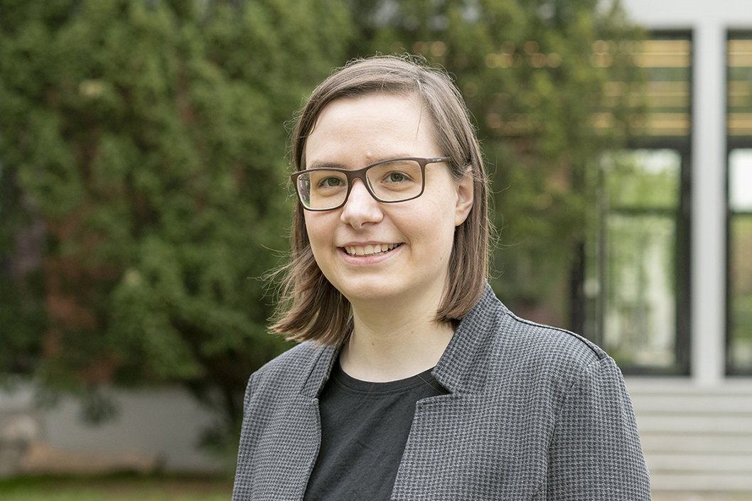 Dr. Janine George