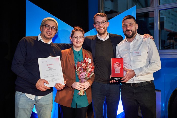 Das Team von WeldNova bei der Preisverleihung