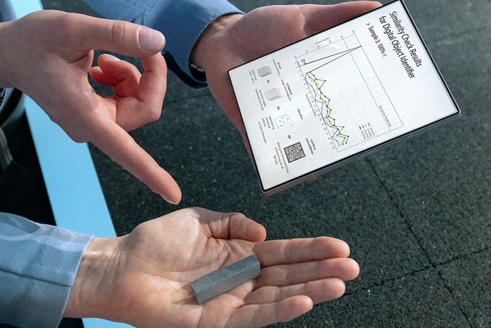 An object for identification is scanned using a tablet.