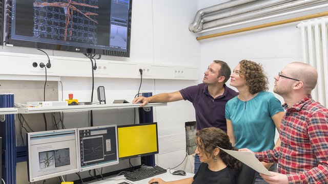 photo of the team of Dr. Anja Waske Tile preview
