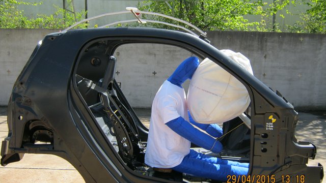 Funktionstests von Airbags Kachel Vorschau