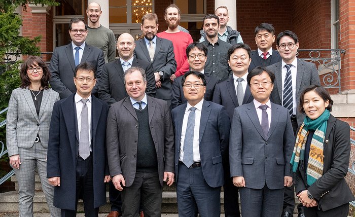 Gruppenfoto: Besuch der Delegation "Wasserstoffsicherheit" aus S&uuml;dkorea an der BAM