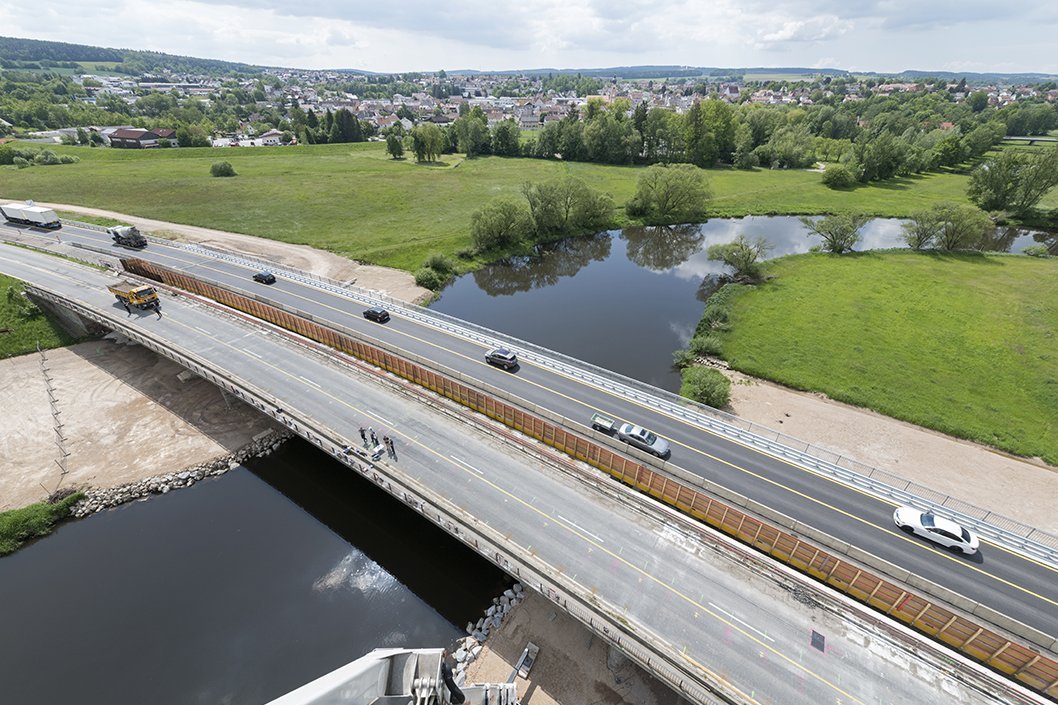 Br&uuml;cke mit Verkehr