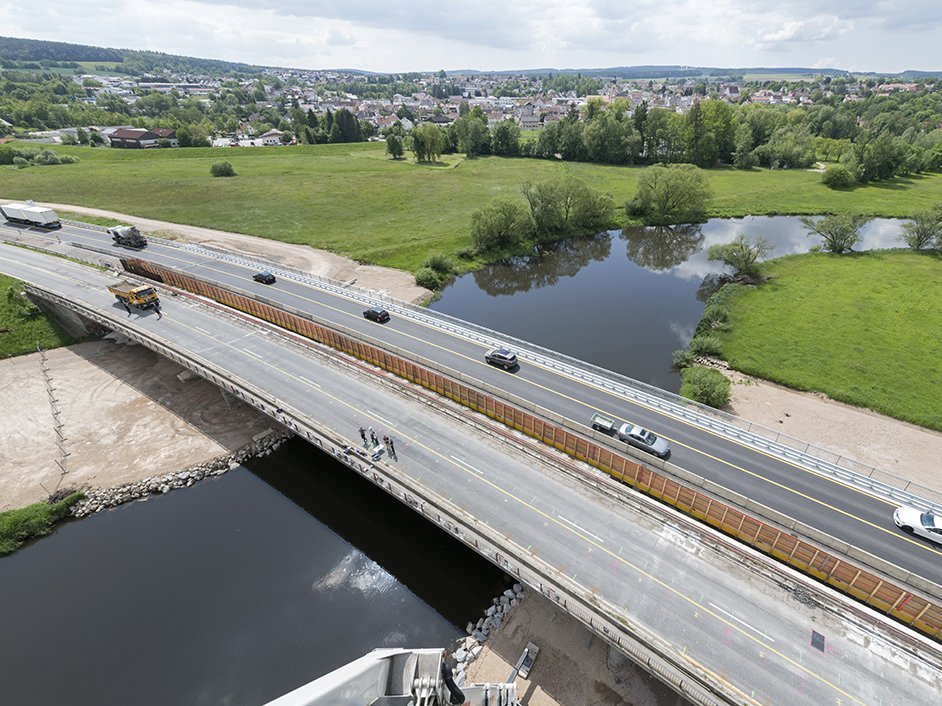 Br&uuml;cke mit Verkehr