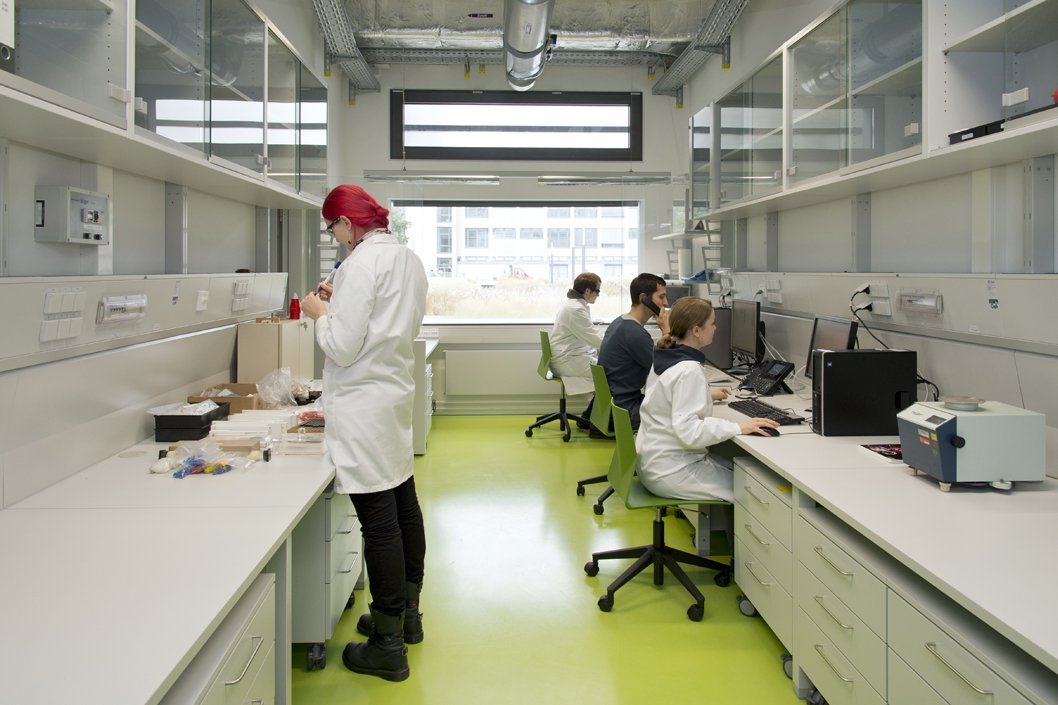Labor in Adlershof 8.05 Technikum und Laborgeb&auml;ude