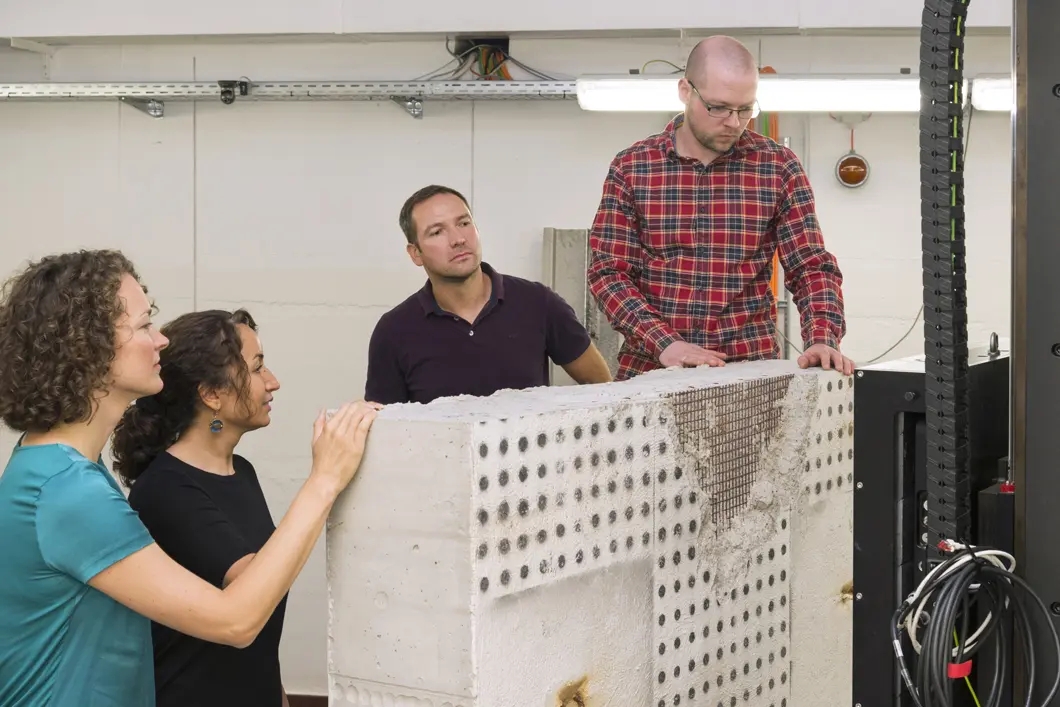 photo of a non-destructive  testing of larger components