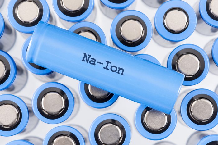 Natrium-Ionen-Batterien gelten als nachhaltige Alternative zu Lithium-Ionen-Akkus. 
