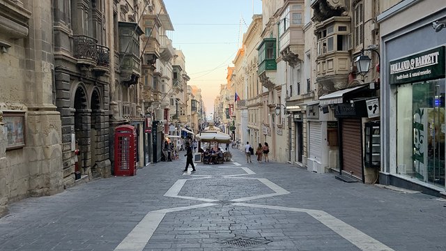 Merchant Street, Valletta  Kachel Vorschau