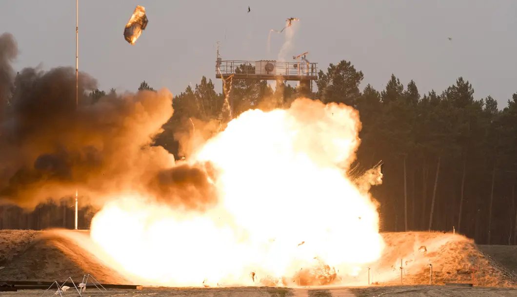 Explosion mit Feuerball