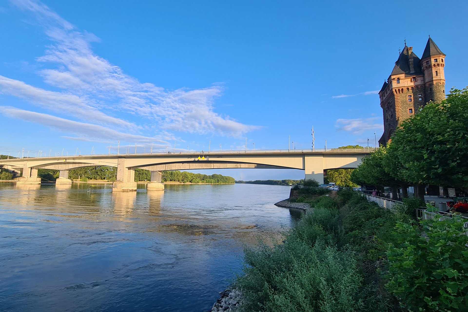 Nibelungenbr&uuml;cke