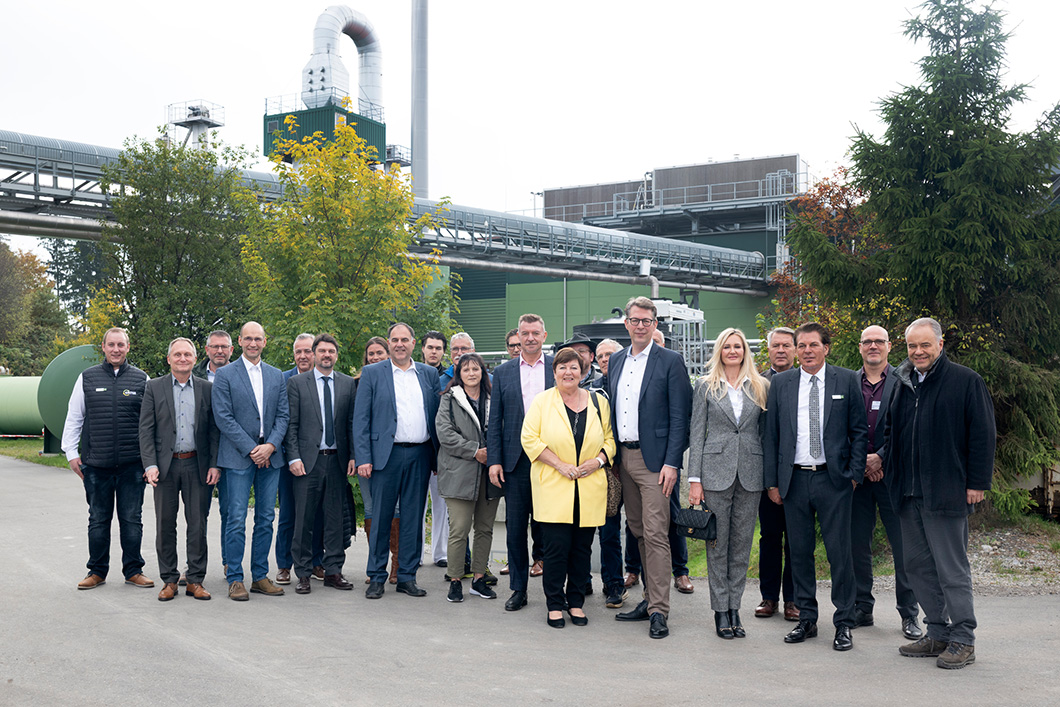 Er&ouml;ffnung der Anlage in Altenstadt mit dem bayerischen Wissenschaftsminister Markus Blume. 